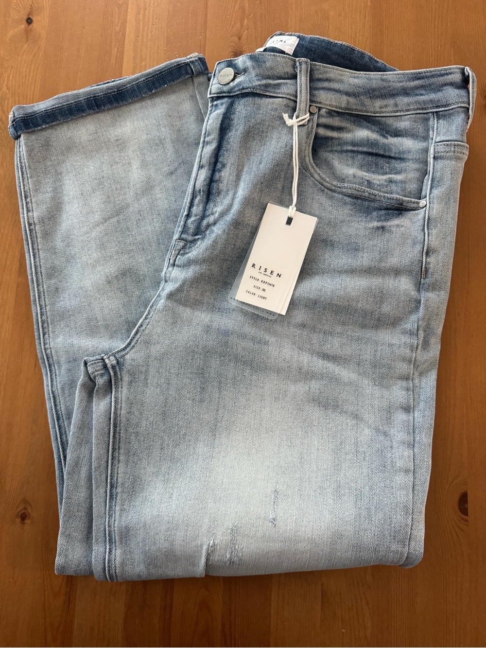 NWT! Risen Light Wash Mid-Rise Loose Blue Jeans2XL